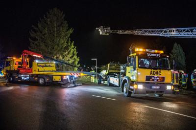 Heubach: alleinbeteiligt von Fahrbahn abgekommen - Fahrer schwer verletzt
